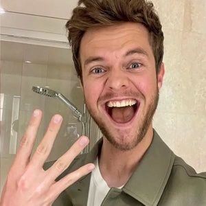 Meet your Posher, Blaine